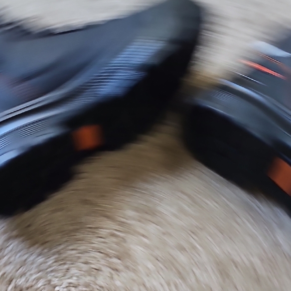 Siberia Survivewear Black and Orange Men's Rain & Snow Boots - Picture 5 of 6